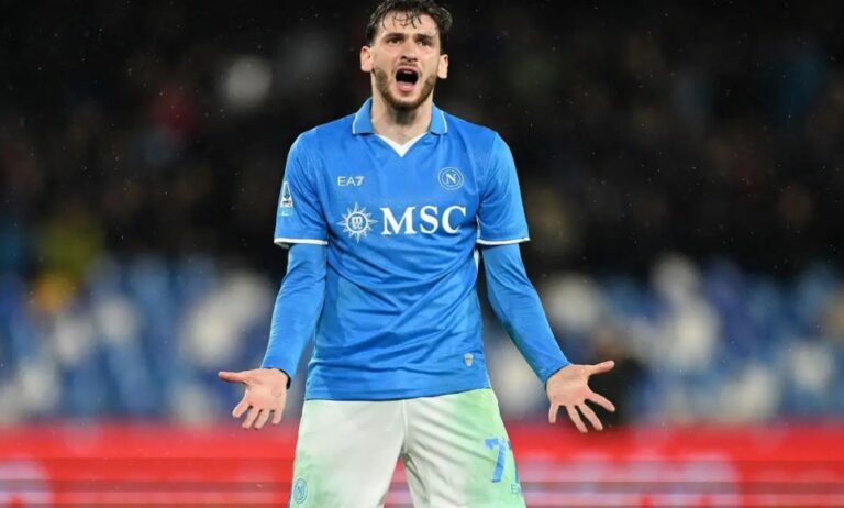 Arne Slot addresses rumours linking Khvicha Kvaratskhelia to a move to Liverpool